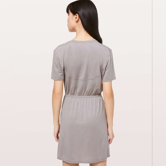 Lululemon Unwind Your Mind DressDark Chrome / White - Picture 2 of 8